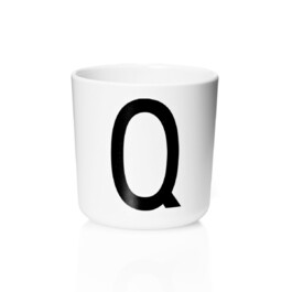 Чашка Q 7,5x7 см черно-белая Melamin Becher Design Letters